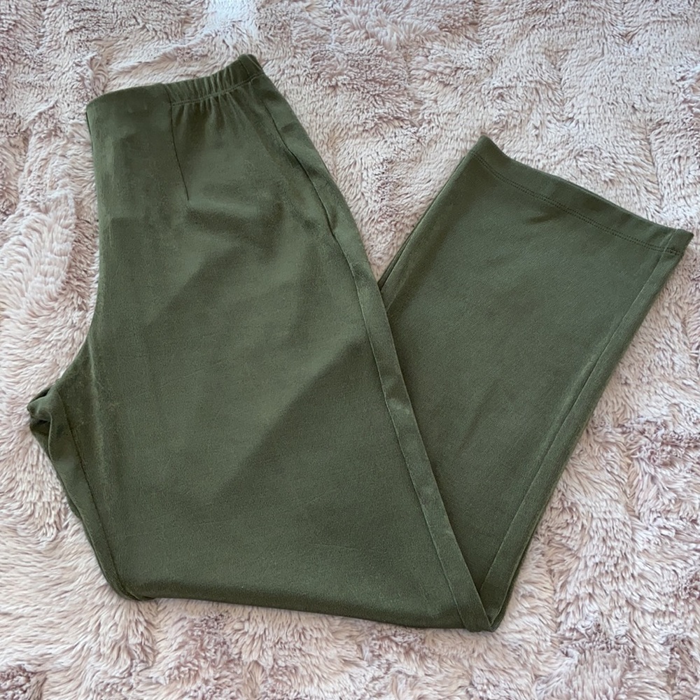 Chico’s Travelers Classic No Tummy Pants ~ Olive
